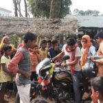 Inq Tmp 33 तेज रफ्तार से आ रही दो मोटरसाइकिल की आमने सामने में टक्कर से एक घायल