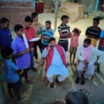 Inq Tmp 35 मुंगेर के बरियारपुर प्रखंड के खड़िया गॉव में सीओ द्वारा बाय जबरन नापी करने का किया गया प्रयास। जमीन मालिक ने किया हंगामा।