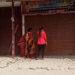 परबत्ता बाजार में बिहार सरकार के गाइडलाइन की धज्जियां उड़ाया जा रहा है।। InquilabIndia