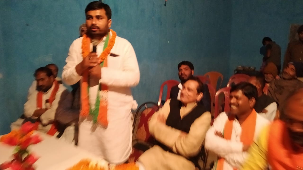 बाबुलाल सौर्य को सांसद के द्वारा प्रतिनिधि बनाने को लेकर फैली लाखों खगड़िया वासियों के चेहरे पर खुशियाँ की लहर InquilabIndia 2 IMG 20210504 WA0022