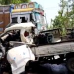 Inq Tmp 35 NH31 पर पिकअप और ट्रक की टक्कर में चालक की मौत, दो घायल।। INQUILABINDIA