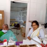 सुलतानगंज रेफरल अस्पताल में कोविड-19 को लेकर स्वास्थ्य कर्मी , बिना मास्क लगाएं, दिखें।।