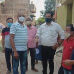 सुलतनगंज नगर परिषद वार्ड मे कार्यपालक पदाधिकारी ने घुम घुम कर वैक्सीन जागरूकता अभीयान चलाकर ग्रामीणों को वैक्सीन दिलवाएं।।।