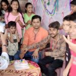 शिक्षक दिवस पर गुरु – शिष्य के जगह भाई बहनों का पवित्र पर्व रक्षाबंधन का बना माहौल