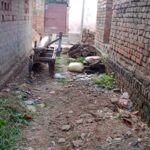 करहरिया पंचायत के वार्ड 2 में बिहार सरकार के रास्ते पर गांव के दबंगों ने किए अवैध कब्जा