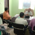 Inq Tmp 38 सुलतानगंज अंचल का निरक्षण करने एडीएम राजेश झा राजा पहुचे।।