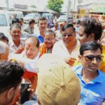 Inq Tmp 31 बिहार विधानसभा अध्यक्ष विजय सिन्हा जी को विधायक सहित एनडीए कार्यकर्ताओं ने अंग वस्त्र एंव फुलमालाओ से भव्य स्वागत किए।