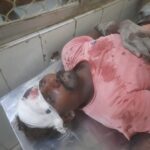 Inq Tmp 35 पूर्व प्रधान और प्रधान के समर्थको के बीच हुई जंग दो पक्षों के बीच चले लाठी-डंडे पांच घायल गांव में तनाव के चलते पुलिस बल तैनात ।