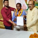 लोक जन शक्ति पार्टी के प्रखंड अध्यक्ष अर्जुन पासवान को जिला अध्यक्ष द्वारा मनोनीत होने पर पुर्व विधायक प्रत्याशी सहित कार्यकर्ताओं ने शुभकामनाएं व बधाई दिए।