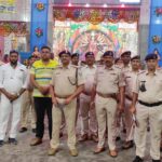 Inq Tmp 36 सुल्तानगंज में दुर्गा पूजा को लेकर थाना अध्यक्ष द्वारा फ्लैग मार्च ।। InquilabIndia