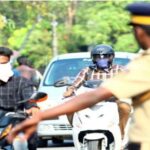 सघन वाहन चेकिंग के दौरान बिना हेलमेट के एक शख्स को पकड़ा तो पुलिस पर खैनी खाने का लगाया इल्जाम