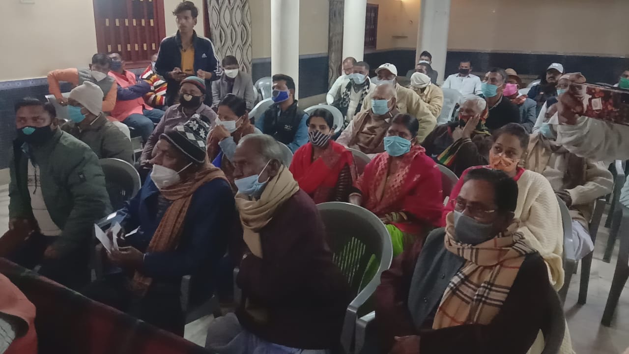 बांका सासंद गिरधारी यादव ने किए क्षेत्रीय दौरान एनडीए कार्यकर्ताओं ने गर्मजोशी के साथ किए भव्य स्वागत।। 2 IMG 20220109 WA0030