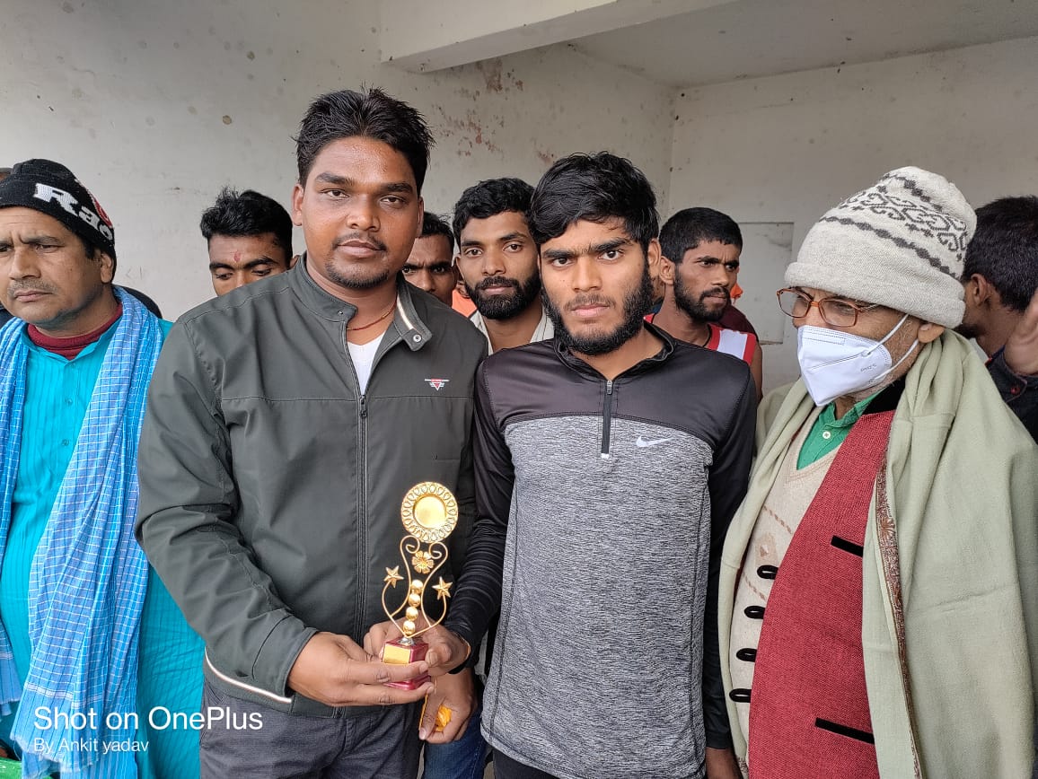 प्रखंड स्तरीय दौड़ प्रतियोगिता में विभिन्न गांवों के बालकों ने जीत हासिल कर किया अपने गांव का नाम रौशन 4 IMG 20220112 WA0013