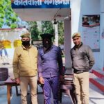 थाना मैगलगंज पुलिस द्वारा, गैगस्टर एक्ट मे वांछित अभियुक्त अनीस पुत्र मुस्तफा को गिरफ्तार किया गया // InquilabIndia
