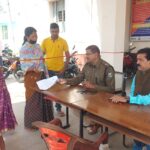 सुल्तानगंज थाना परिसर मे अंचल द्वारा जनता दरबार मे तीन केस का हुआ निष्पादन , दो केस लंबित।
