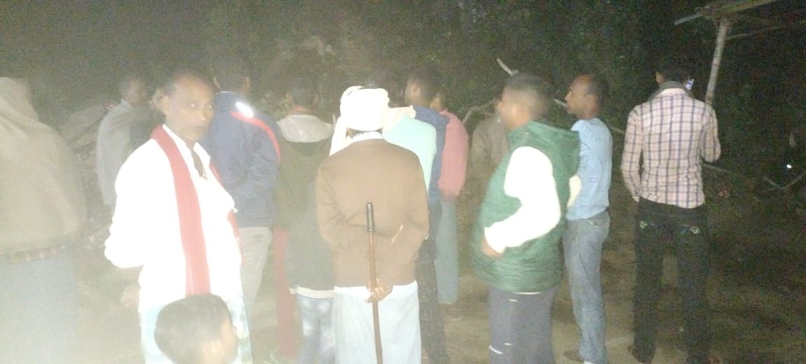 मां अपने मासुम बेटा को लेकर गंगा में लगाई छलांग, मां सकुशल और बेटा गायब 4 IMG 20220222 WA0010