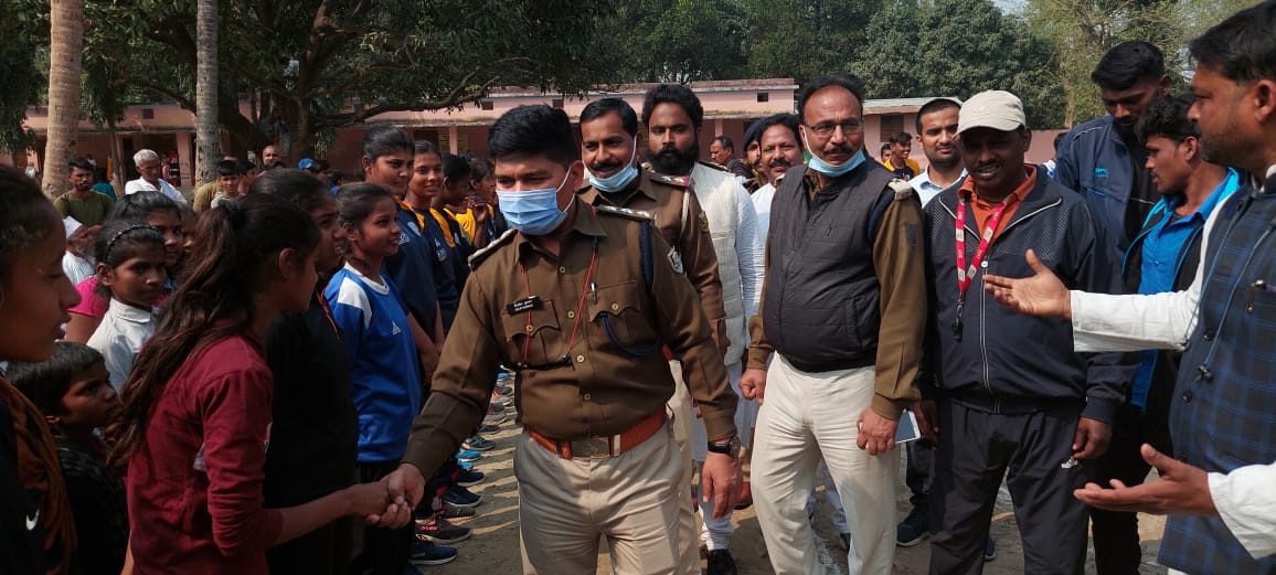 कबड्डी के बालिका वर्ग में नौगछिया व बालक वर्ग में भागलपुर सदर बना विजेता ।। Inquilabindia 5 IMG 20220224 WA0064