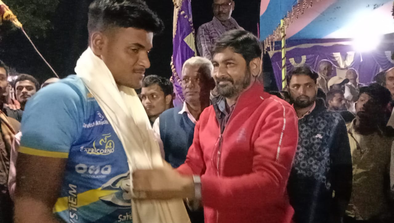 राज्यस्तरीय वॉलीबॉल टूर्नामेंट के फाइनल मुकाबले में रतनपुर (बि.) ने मिर्जापुर (उ.प) को हराया 14 IMG 20220227 WA0012