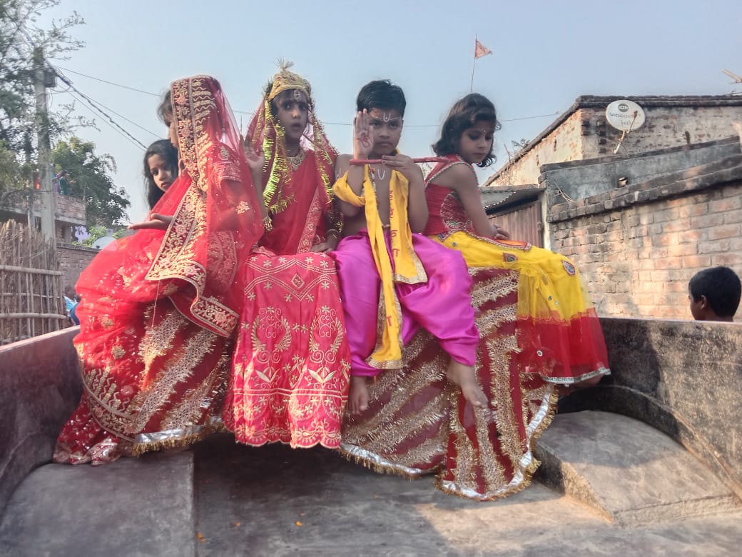 शिव विवाह पर निकली भव्य झांकी के साथ, मंदिरों में उमड़ी श्रद्धालुओं की भीड़ 9 IMG 20220301 WA0013 1