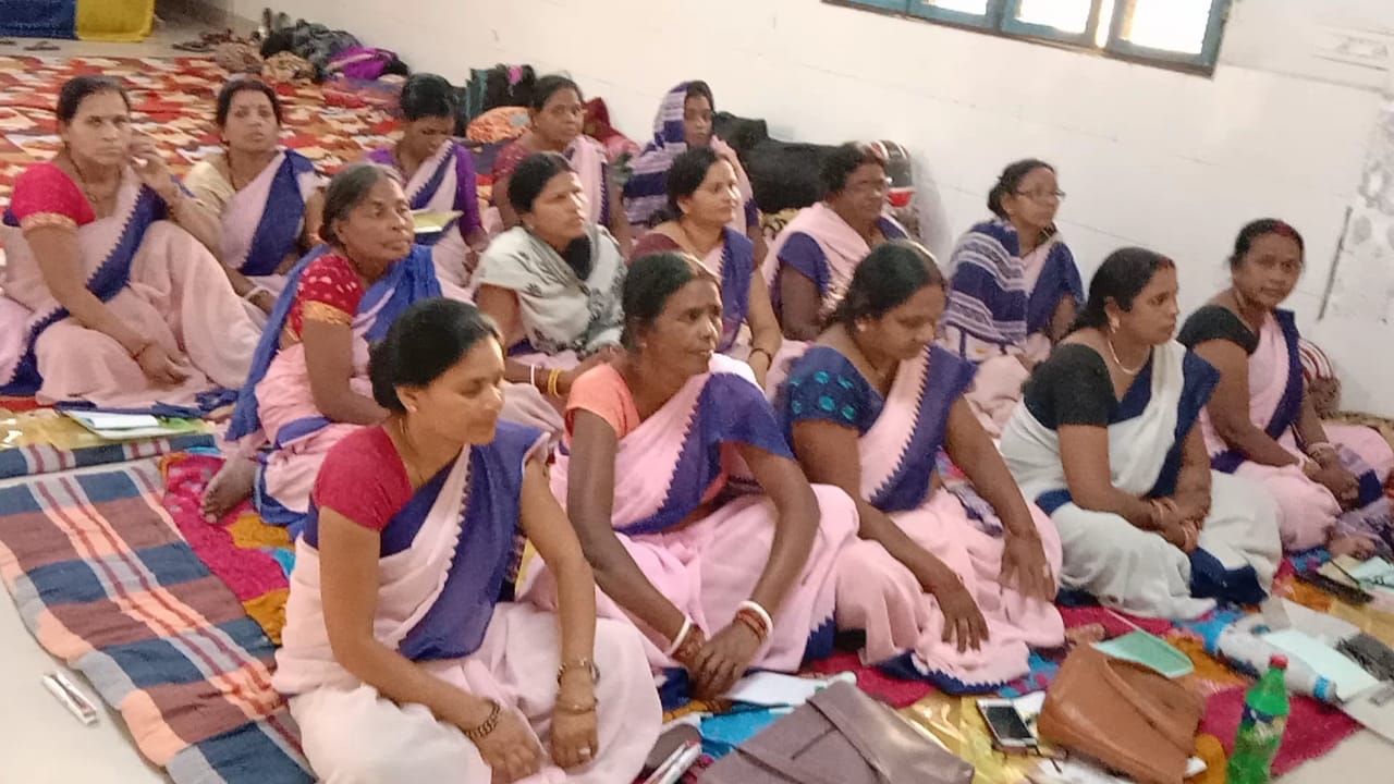 प्रसव कराने आई महिलाओं की कोई असुविधा ना होने को लेकर आशा कर्मियों की छः दिवसीय प्रशिक्षण प्रारंभ 5 IMG 20220311 WA0034 1