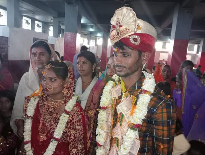 एक गरीब की बेटी का आदर्श विवाह करा दो फ़रिश्ते ने एक नई मिसाल कायम ।। Inquilabindia 4 IMG 20220318 WA0002
