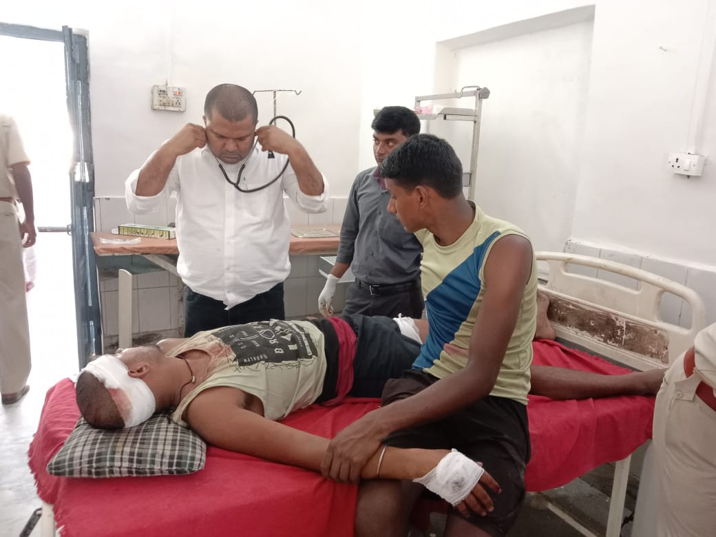 आपसी रंजिश में युवक की हथियार से वार कर किया जख्मी 3 IMG 20220318 WA0015