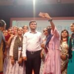 भागलपुर कृषि विश्वविद्यालय में इंटर एवं मैट्रिक में उत्तीर्ण छात्राएं को बेटी बचाओ, बेटी पढाओं सन्मुखी कार्यक्रम में प्रशस्ति पत्र देकर जिला पदाधिकारी ने किए सम्मानित।।