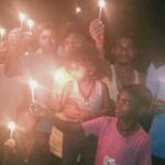 युवाओं ने क्रांतिकारियों शहीदों के सम्मान में जलाया कैंडल ।। Inquilabindia