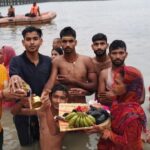 Chhath puja – उदयीमान सूर्य की पूजा अर्चना कर छठ पूजा का हुआ समापन // INQUILABINDIA