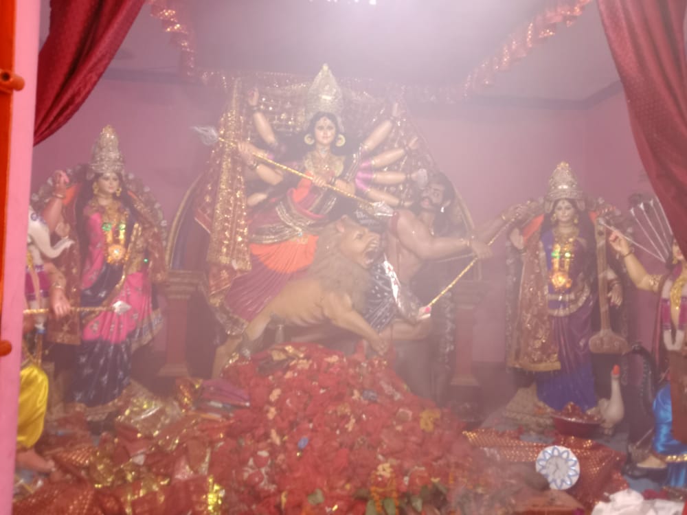 चैती दुर्गा मेला में शारीरिक कलाबाजियां में प्रशांत कुमार बेहतरीन कला दिखा हुए सम्मानित 2 IMG 20220412 WA0025 2