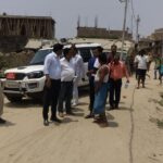 एसडीओ के बॉडीगार्ड एवं शिक्षक में हाथापाई होने पर शिक्षक को पुलिस ने हिरासत में लिया ।।