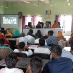 सुलतानगंज प्रखंड सभागार मे स्वच्छता मिशन के तहत पांच पंचायतों के स्वच्छता प्रवेक्षक एंव स्वच्छता कर्मी को दिये प्रशिक्षण ।। Inquilabindia