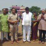 सुल्तानगंज के कृष्णानंद स्टेडियम में पूर्वी जोन दिव्यांग राष्ट्रीय क्रिकेट प्रतियोगिता का उदघाटन विधायक डॉ. ललित नारायण मंडल ने संयुक्त रुप से फिता काट कर किए।।