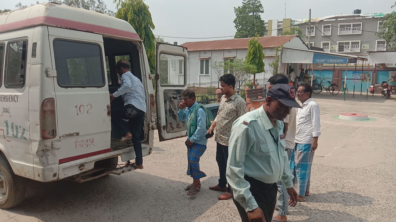 इंग्लिश चिचरौन के समिप एक स्कार्पियो ने 5 साल बच्ची को मारी जबरदस्त ठोकर गंभीर रुप से जख्मी।। 1 IMG 20220508 WA0012
