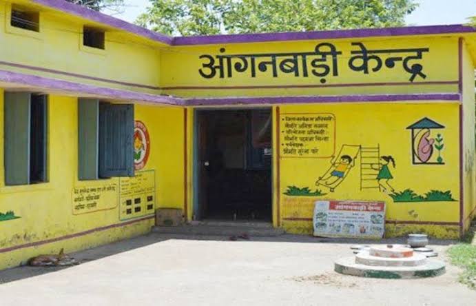 सेविका के रवैए से नाराज़ पंचायत प्रतिनिधि ने कराया शिकायत दर्ज 4 IMG 20220519 WA0005