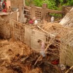 Inq Tmp 33 आग लगने से चार घर जलकर राख लाखों रुपए का नुकसान ।। Inquilabindia