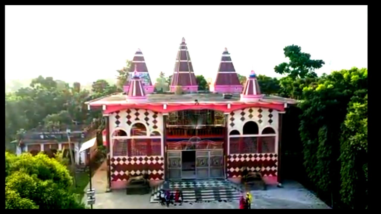 भगवती मंदिर, डुमरिया बुजुर्ग में होती हर भक्तों की मुरादें पूरी 4 IMG 20220521 WA0014 1