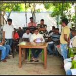Inq Tmp 31 सार्वजनिक बाबा स्थान के जमीन विवाद को लेकर दोनों पक्ष पहुंचे विधायक आवास