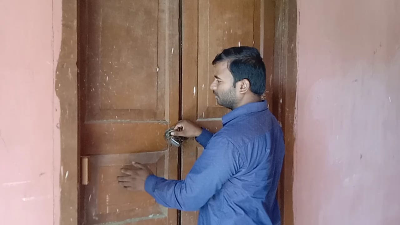 असामाजिक तत्वों द्वारा सार्वजनिक रामावती उच्च विद्यालय,तेमथा में किया तोड़फोड़ 5 IMG 20220701 WA0003 2