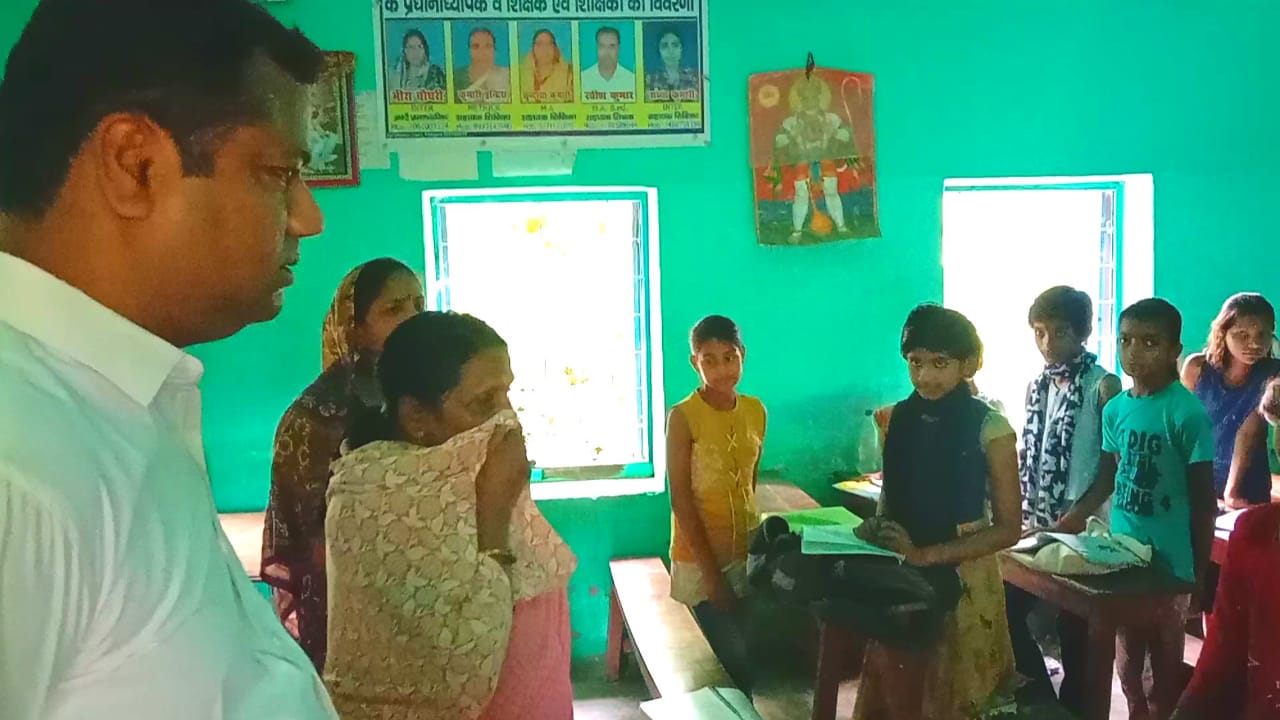 पंचायत प्रतिनिधि के औंचक निरिक्षण पर मिली कई अनियमितता ।। 2 IMG 20220714 WA0013