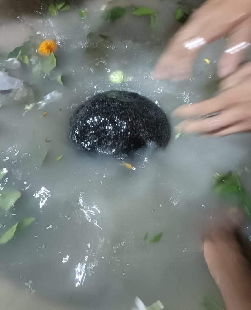 सावन की पहली सोमवारी पर आाज बिहपुर के मड़वा बज्रलेश्वरनाथ धाम में शिवभक्तों का उमड़ा जन सैलाब ।। 3 fb img 16581160038865903664397199774428