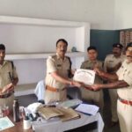 Inq Tmp 34 बेहतर कार्य करने वाले थानाध्यक्ष व पुलिसकर्मी हुए परस्कृत ।।