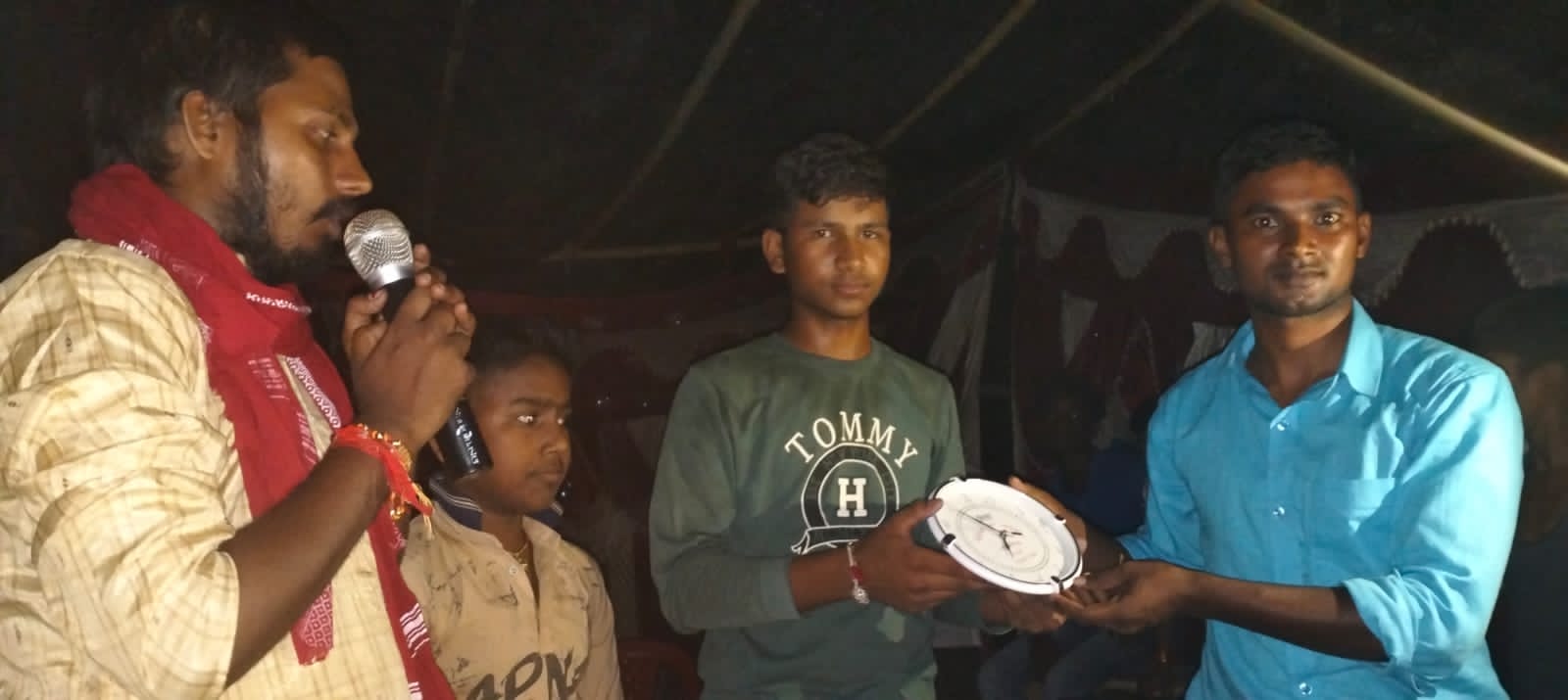प्रखंडस्तरीय क्विज प्रतियोगिता में खुशी और प्रिंस हुए प्रथम पुरस्कार से सम्मानित ।। 2 IMG 20220816 WA0031