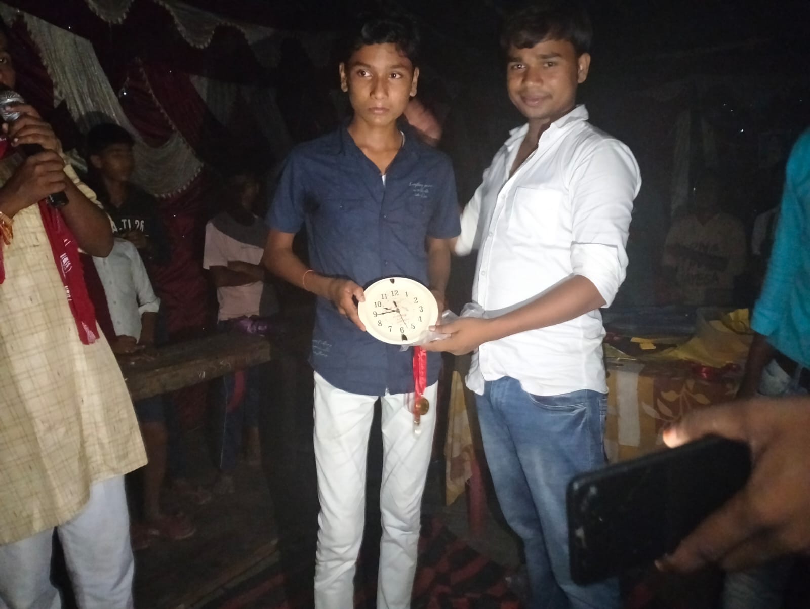 प्रखंडस्तरीय क्विज प्रतियोगिता में खुशी और प्रिंस हुए प्रथम पुरस्कार से सम्मानित ।। 3 IMG 20220816 WA0033