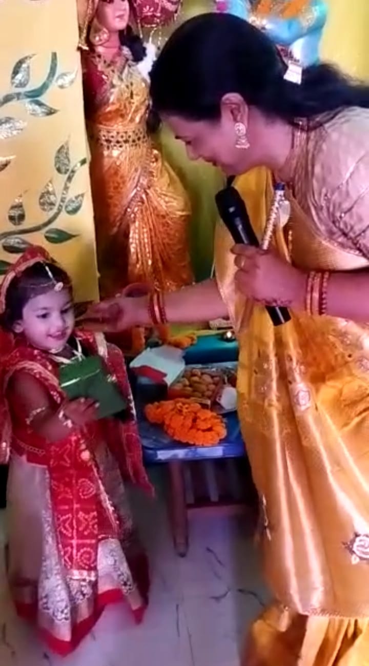 किड्स प्ले स्कूल में जन्माष्टमी उत्सव धूमधाम से मनाया गया ।। IMG 20220819 WA0130