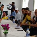 प्रखंड मुख्यालय के बैठक में अधिकारियों को विधायक ने लगाया फटकार ।। Inquilabindia