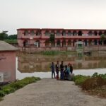 Inq Tmp 33 परबत्ता के विभिन्न गांवों में बाढ़ का पानी मचा रही उफान ।। Inquilabindia