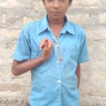 Inq Tmp 33 दूध देकर घर लौट रहे 8 वर्षीय किशोर के साथ की मारपीट, पिलास से अंगूठे का नाखून नोचा ।। Inquilabindia