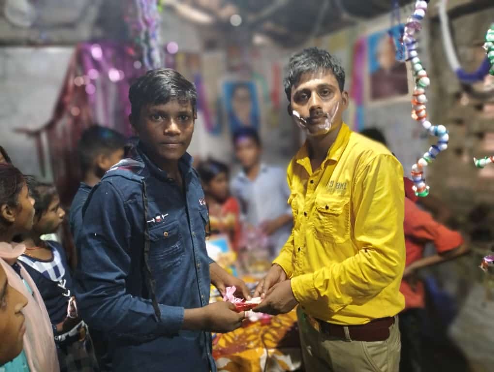 काफी हर्षोल्लास के साथ विभिन्न शिक्षण संस्थानों में मनाई गई शिक्षक दिवस. खगड़िया 8 IMG 20220905 WA0030