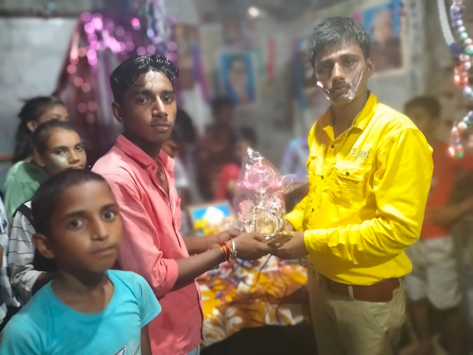 काफी हर्षोल्लास के साथ विभिन्न शिक्षण संस्थानों में मनाई गई शिक्षक दिवस. खगड़िया 15 IMG 20220905 WA0032